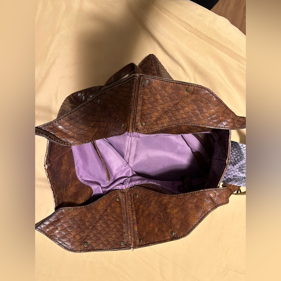 Jessica Simpson snake printed handbag - Picture 3 of 12